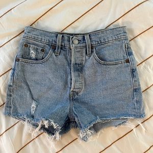 Levi’s 501 shorts blue denim | Size 25